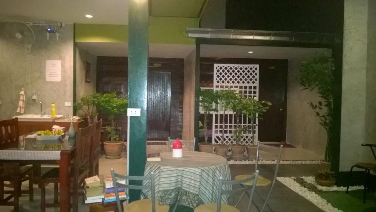 Pk Hostel Phra Nakhon Si Ayutthaya Exterior photo